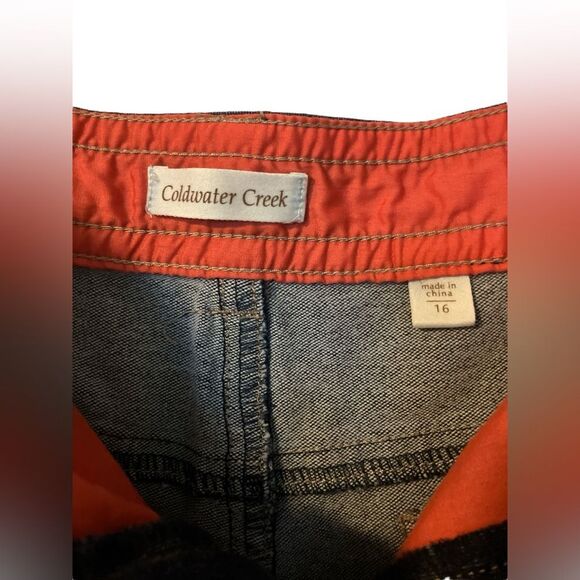Coldwater Creek Cuffed Denim Capris Size 16 - Picture 2 of 3